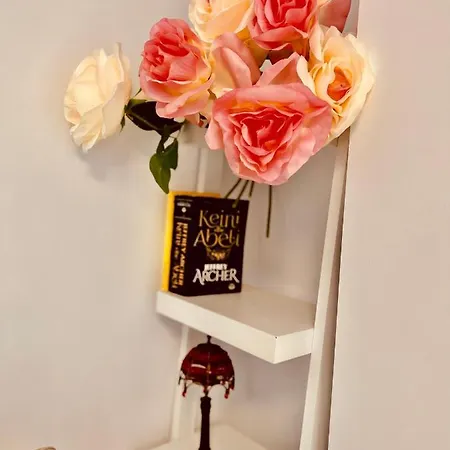 Leo's Garden View Agim Kadrimi Lägenhet