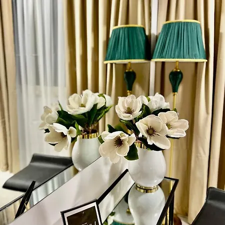 Leo's Garden View Agim Kadrimi Apartmán Tirana