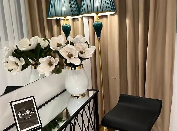 Leo's Garden View Agim Kadrimi Διαμέρισμα